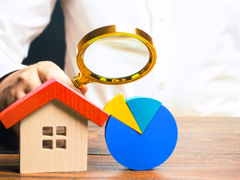 How Interest Rate Cycles Actually Impact High-Value Property Decisions